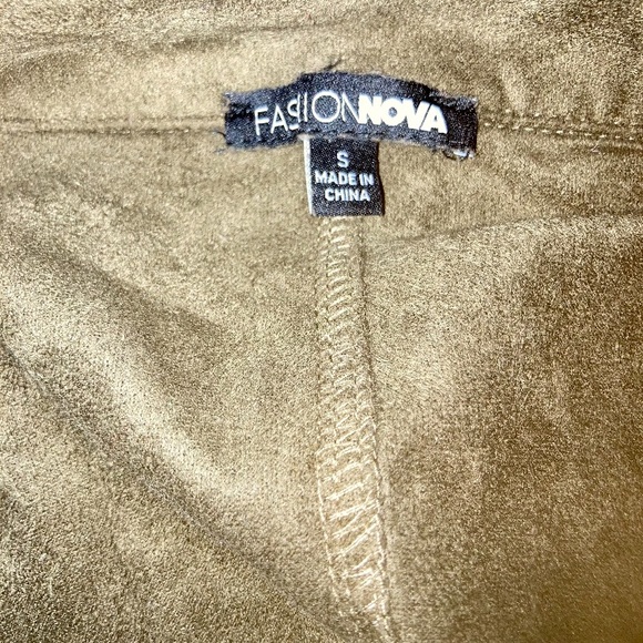 Fashion Nova - Women’s Tunic. Olive Green. Size Small - Picture 3 of 3